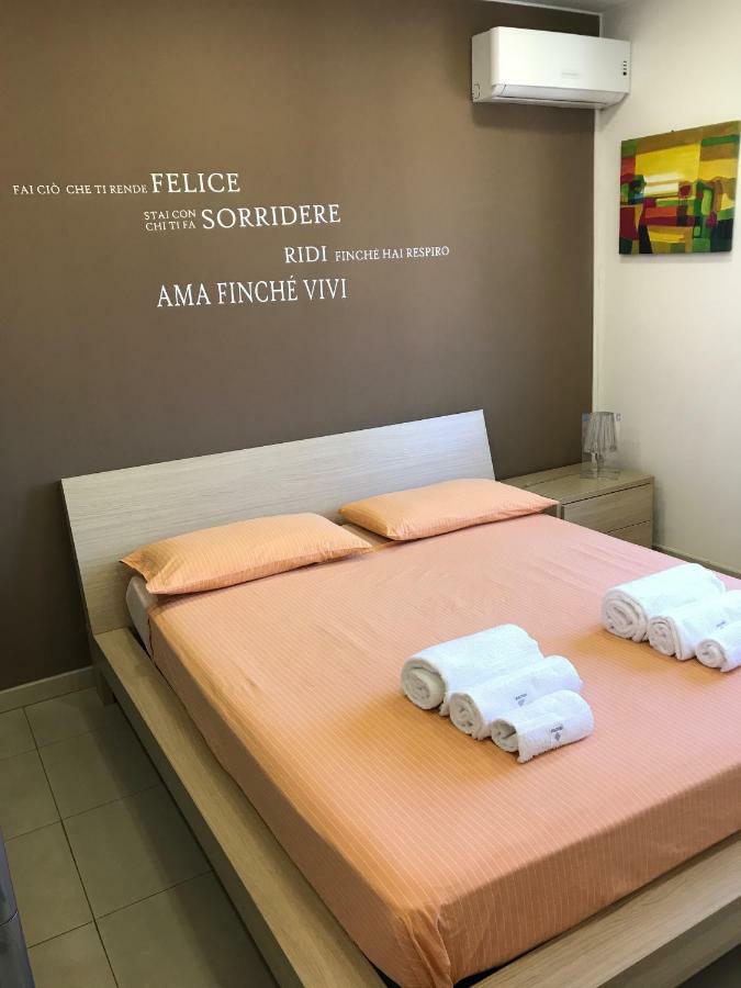 Attico Delle Pomelie Διαμέρισμα Santa Teresa Di Riva Εξωτερικό φωτογραφία